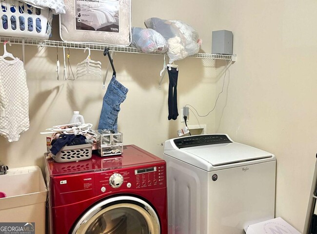 Building Photo - 440 Highgate Dr