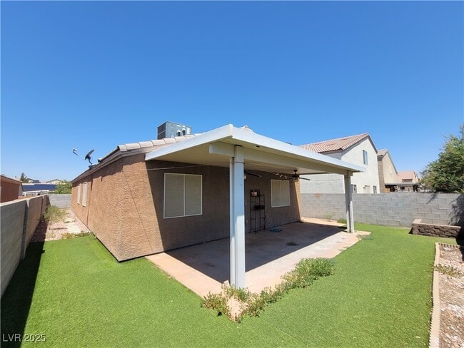 Building Photo - 5228 Mineral Lake Dr