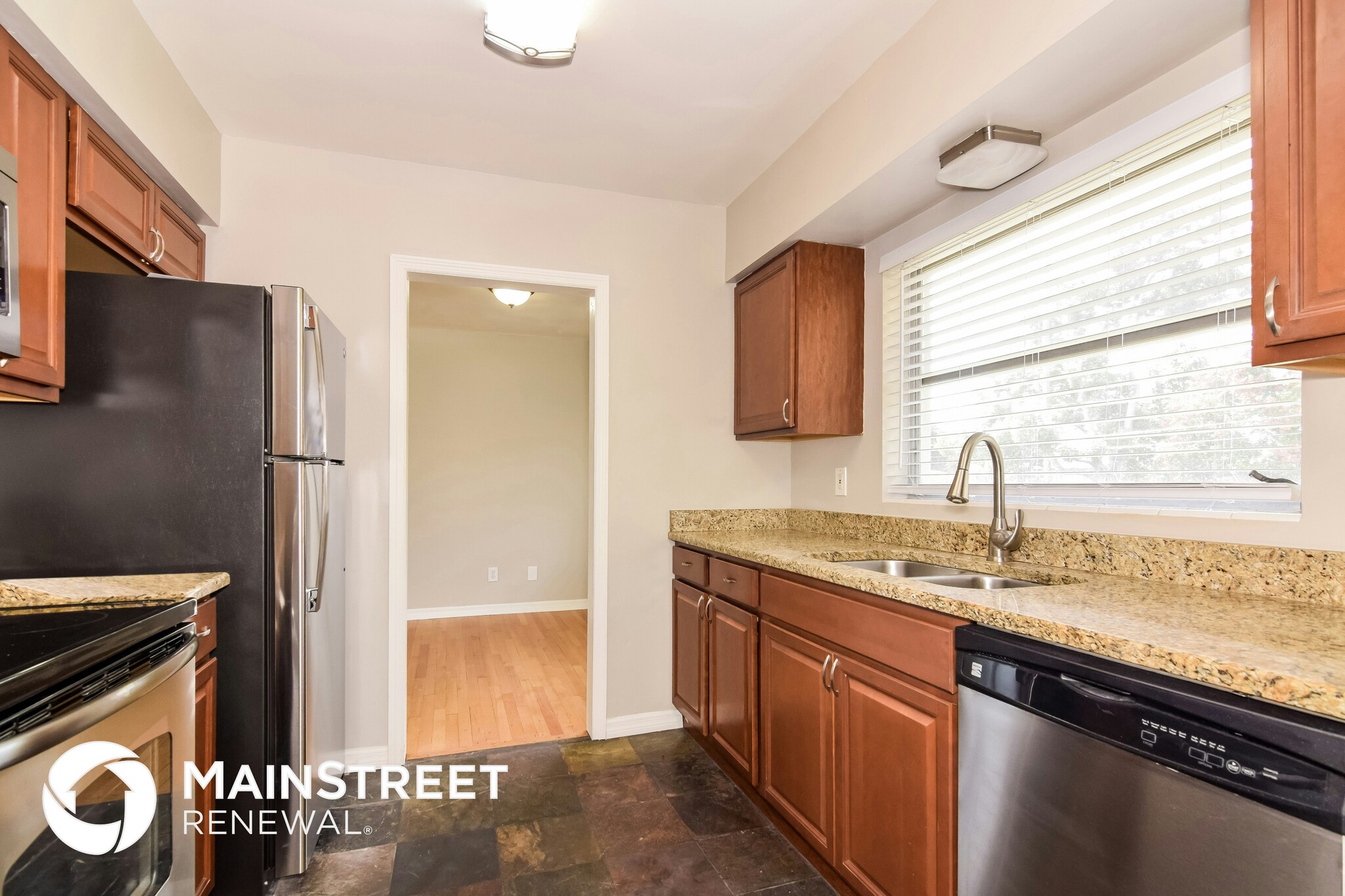 Building Photo - 1354 Whitacre Dr