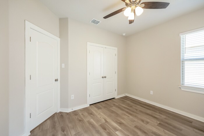 Building Photo - 13312 Canyon Mdw