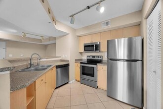 Building Photo - 3670 NW Adriatic Ln