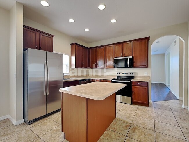 Building Photo - 5314 Lorilawn Dr