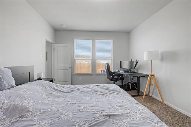 Building Photo - 8913 Oil Barron Ave