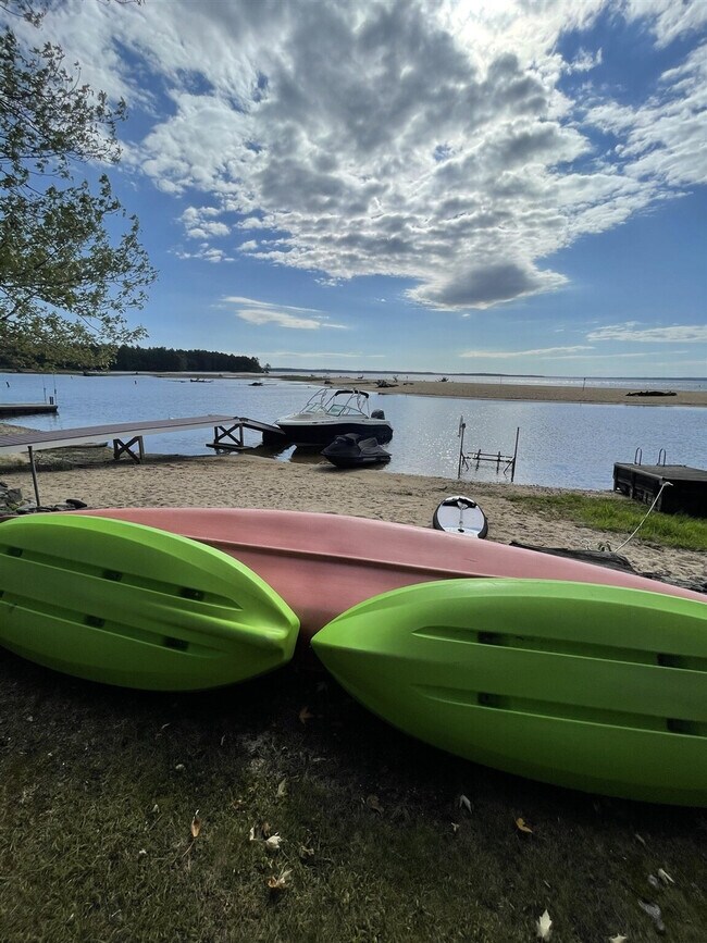 Building Photo - 81 Bayou Rd