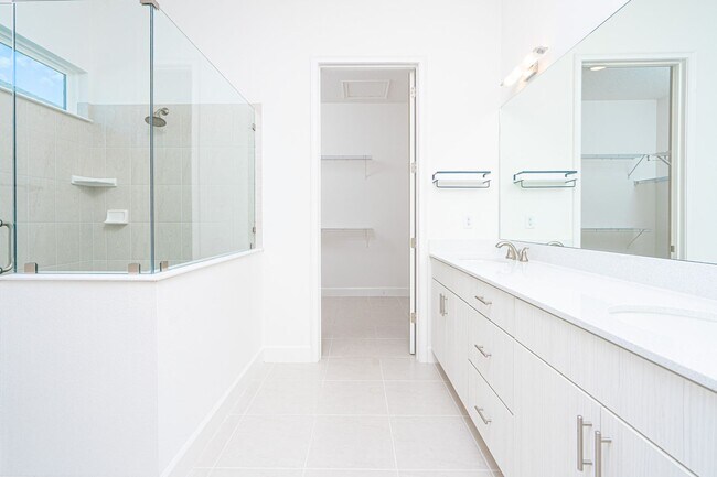 Building Photo - Luxurious Solar Powered 4 Bedroom, 3 Bath Waterfront Home with office & Upgrades Galore!