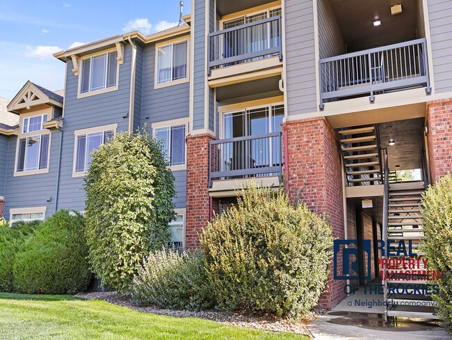 Building Photo - Bright 2 Bed 1 Bath Condo in a Great Location!