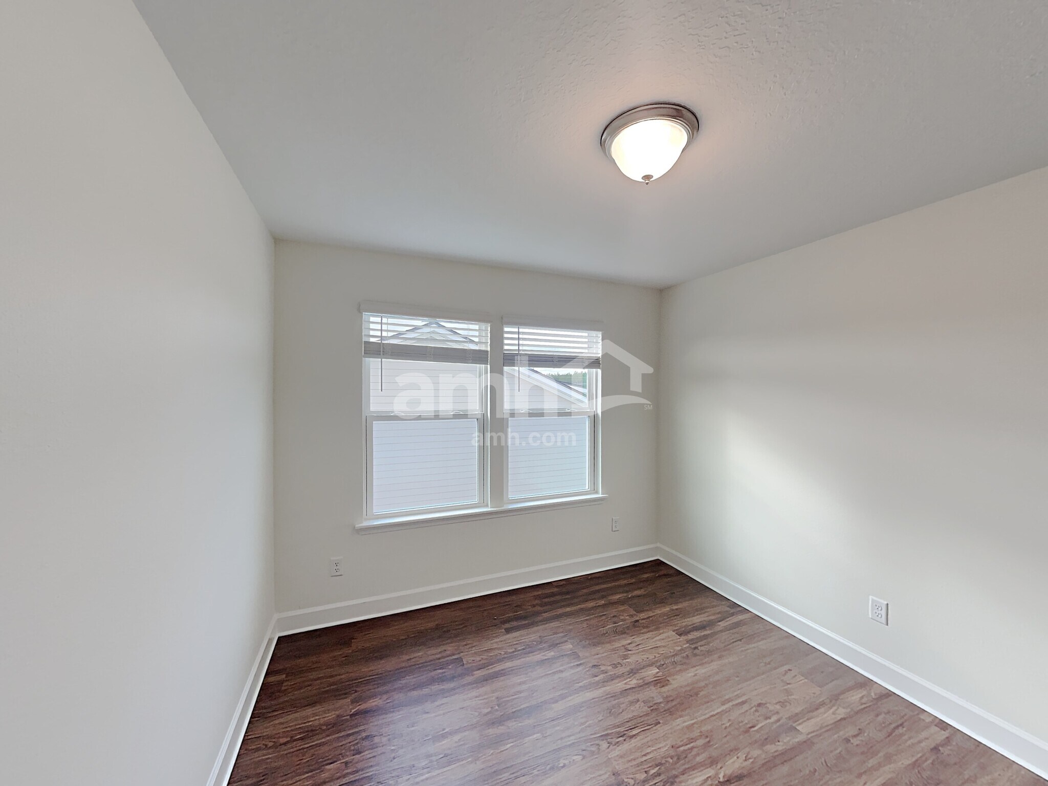 Building Photo - 5718 Hampton Creek Rd