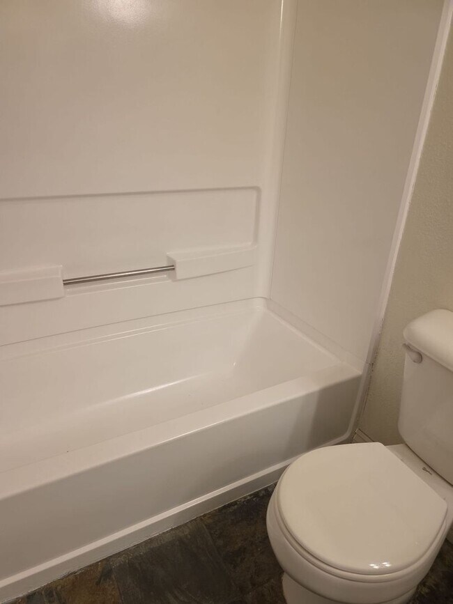 Building Photo - *Move-In Special* Spacious 2 Bed / 2 Bath Condo in San Bernardino – Upgraded & Move-In Ready!