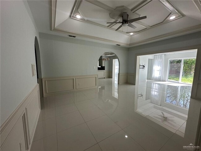 Building Photo - 23 N St