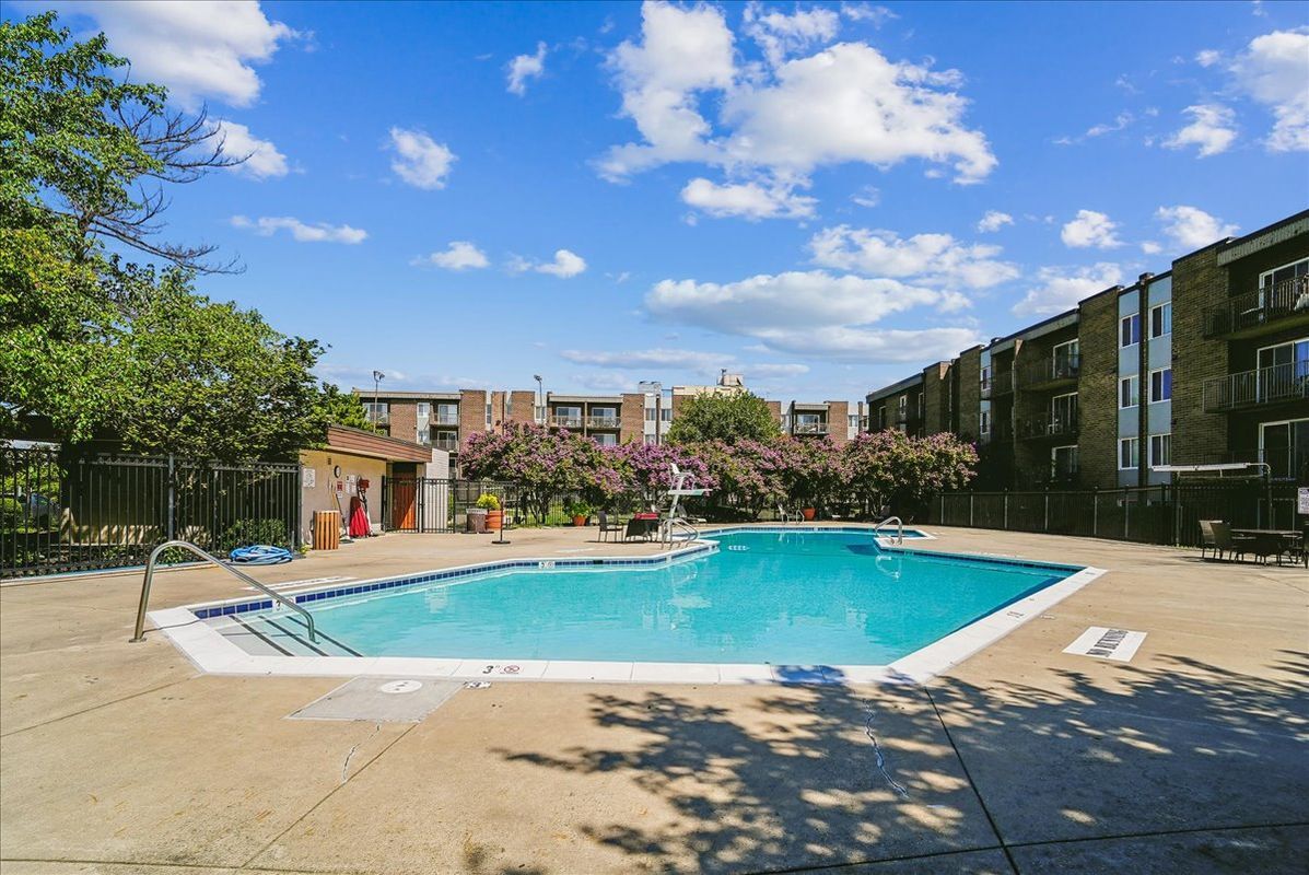 Building Photo - 60 S Van Dorn St