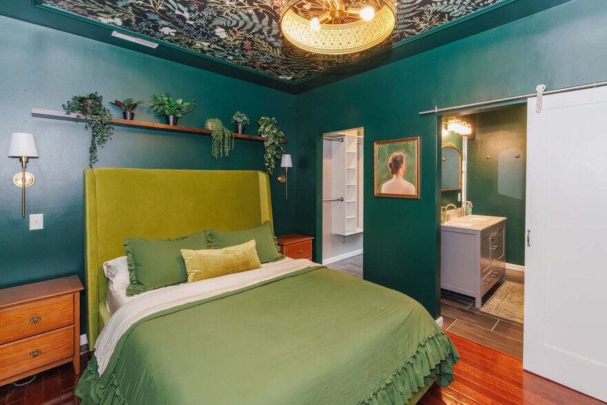 Building Photo - 1624 Walnut St