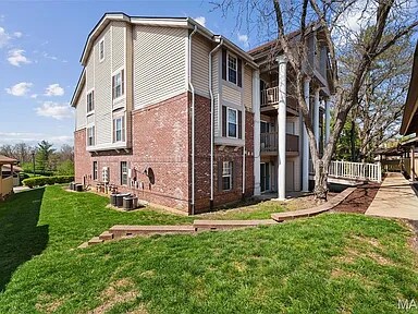 Building Photo - 708 Ridgeside Dr