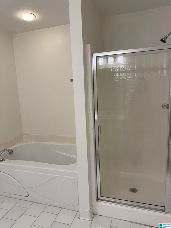 Building Photo - 521 Reach Dr