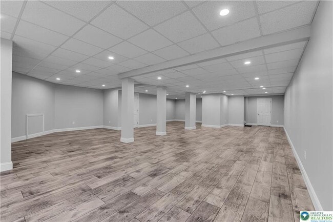 Building Photo - 4487 Cottonwood Dr