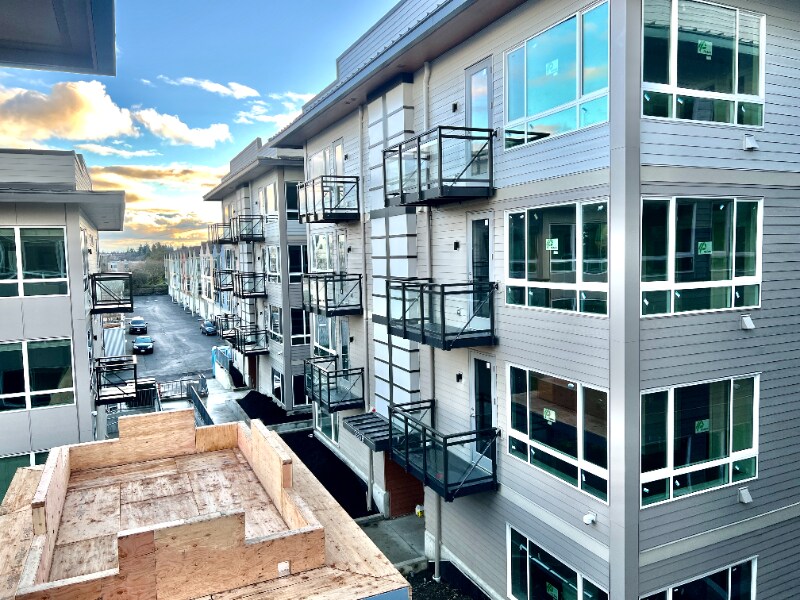 Building Photo - 2330 Yakima Ct