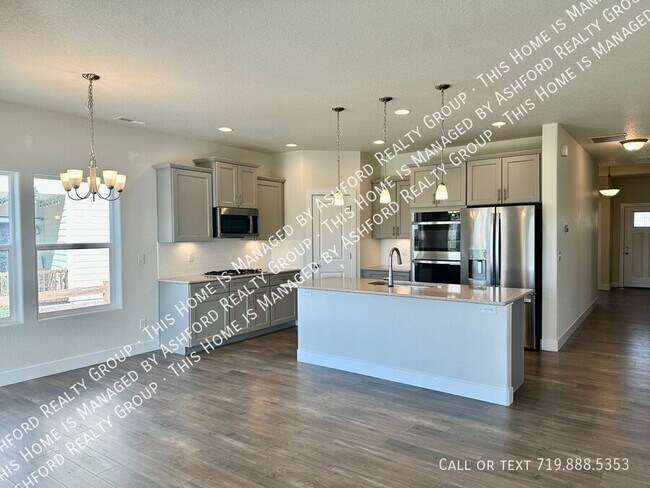 Building Photo - 8313 Noreen Falls Dr