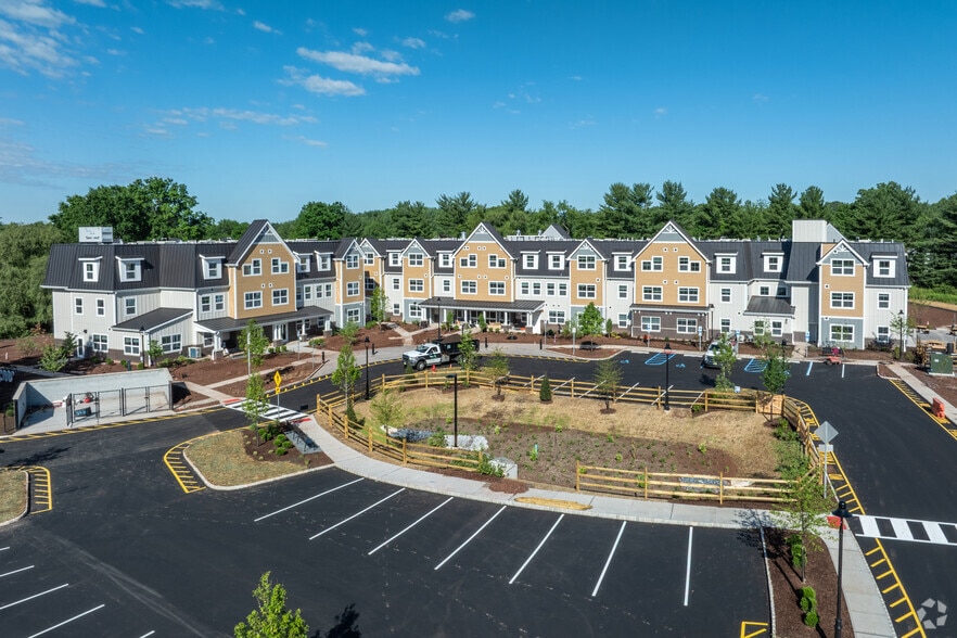 Building Photo - The Landing at Skillman Place