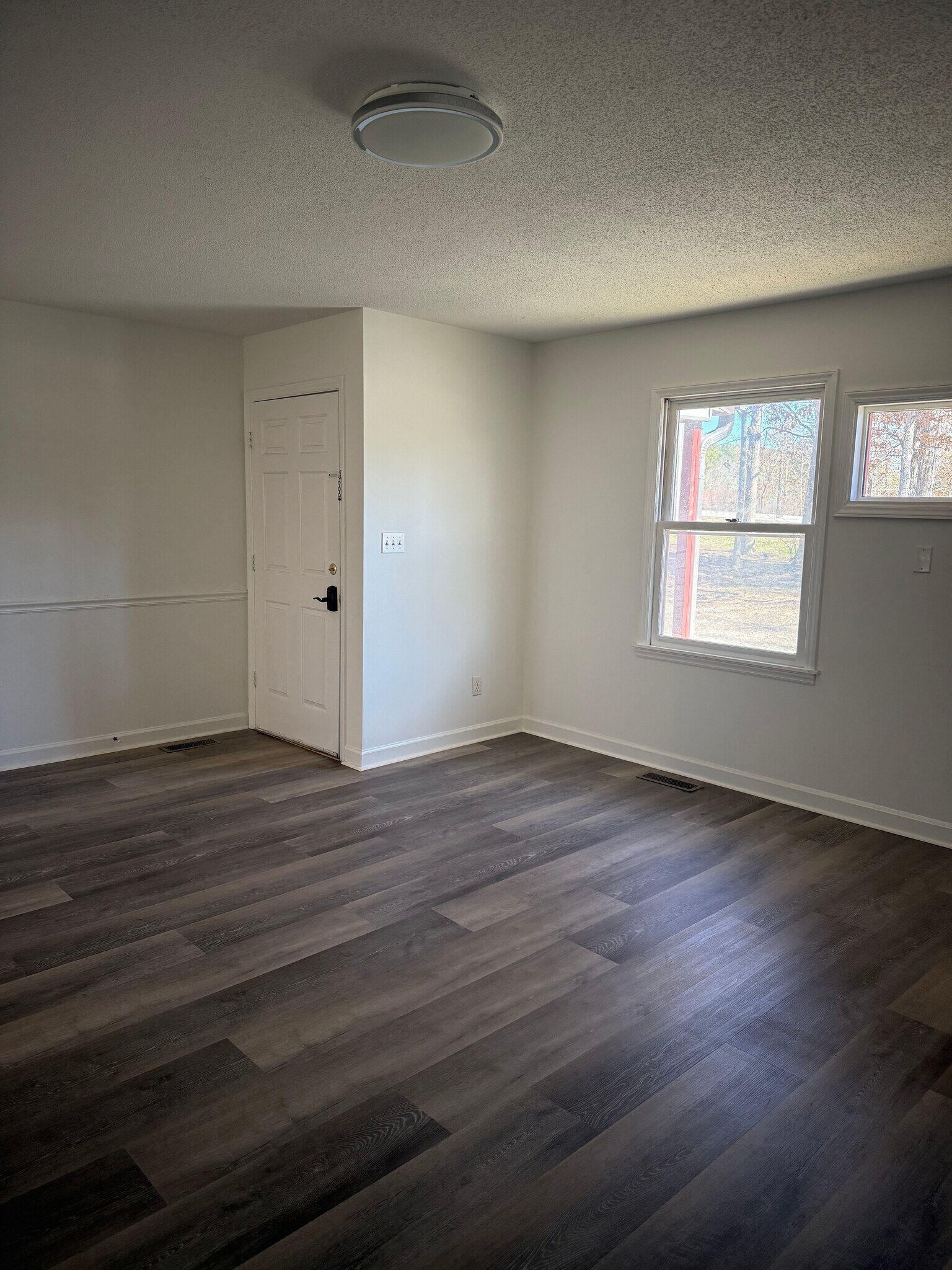 Building Photo - 3420 Becks Church Rd