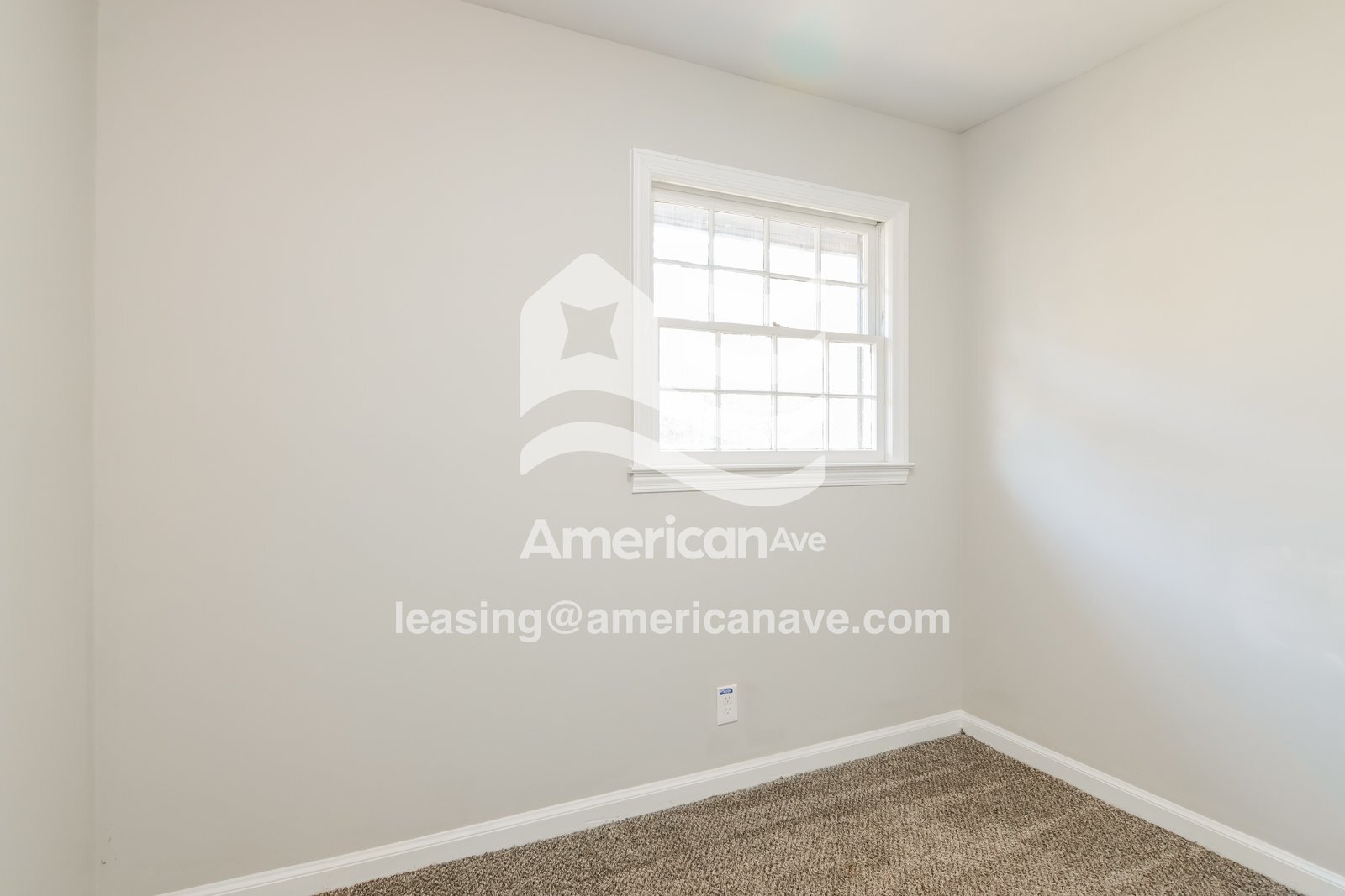 Building Photo - 4964 Gardiner Dr