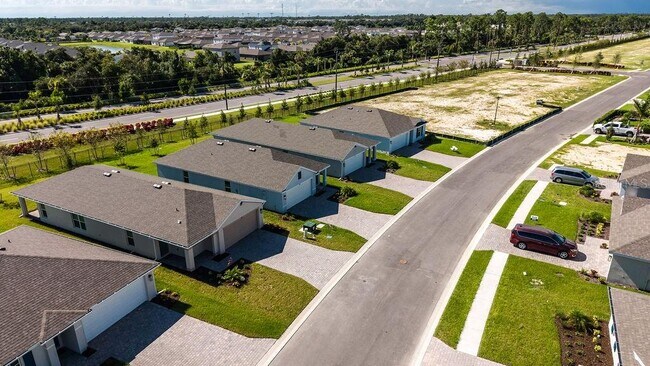 Building Photo - 1469 Harmon Dr
