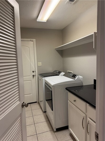 Building Photo - 15518 Baker Meadow Loop