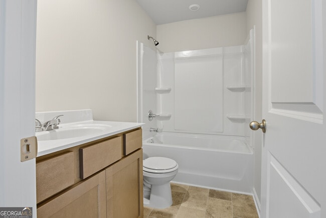 Building Photo - 680 River Run Dr