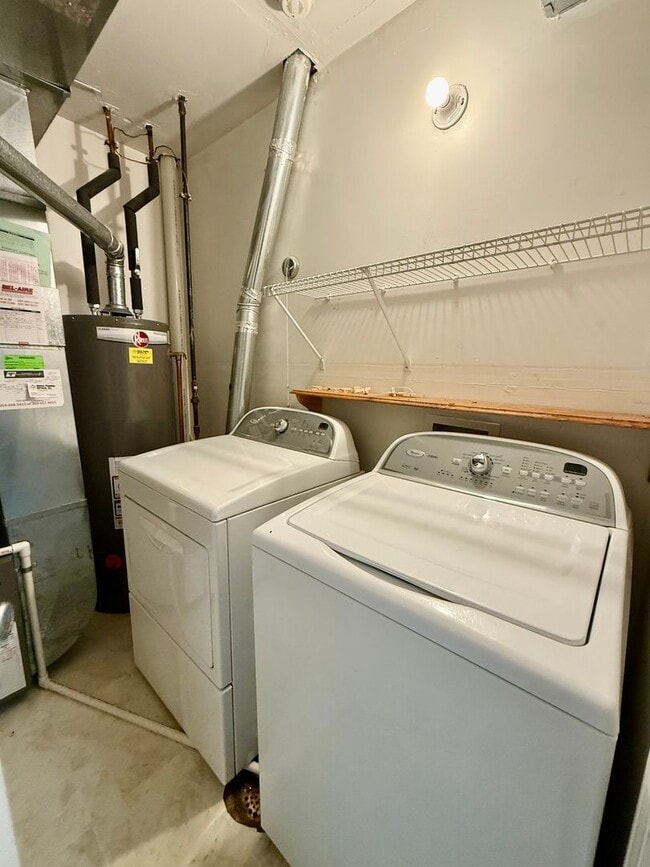 Building Photo - Three Bedroom Condo in Kalamazoo