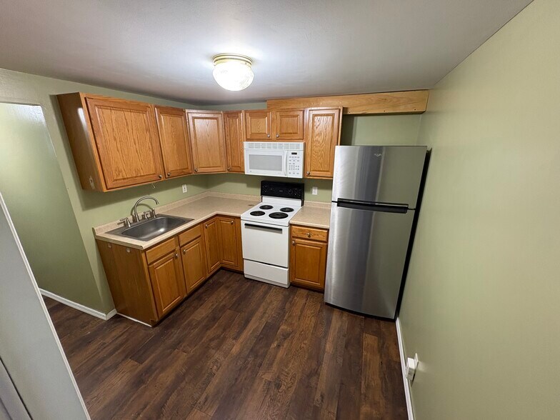 Building Photo - 169 Fifty Acre Rd S