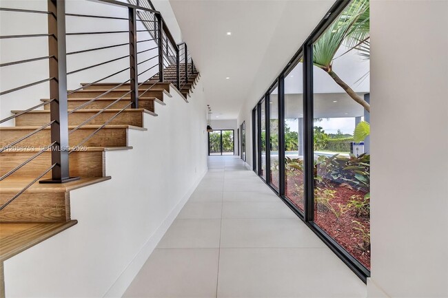 Building Photo - 16709 Botaniko Dr N