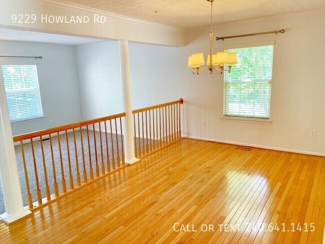 Building Photo - 9229 Howland Rd