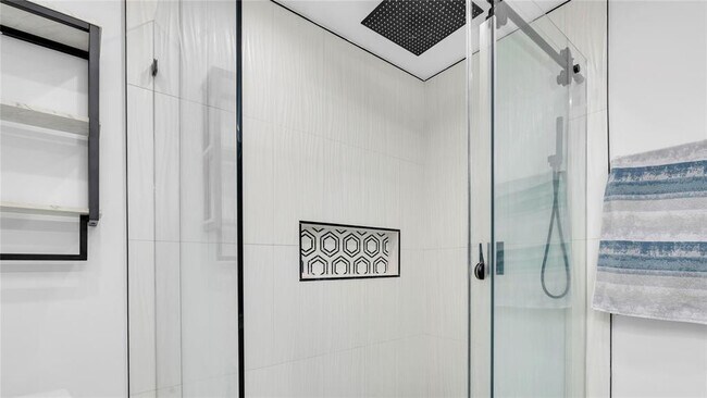 Building Photo - 6290 W 16th Ave