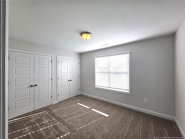Building Photo - 644 Amusement Dr