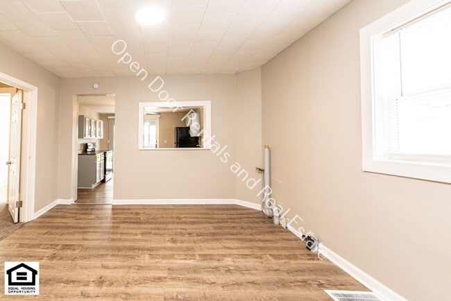 Building Photo - 3 bedroom home now available