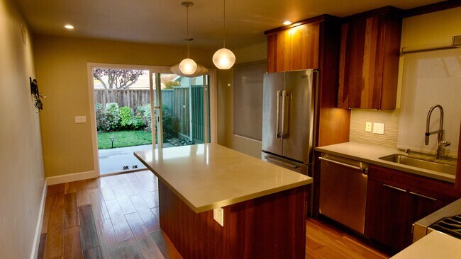 Building Photo - 769 Foster City Blvd