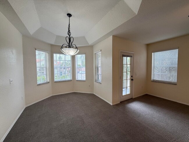 Building Photo - 1106 Belmont Pl