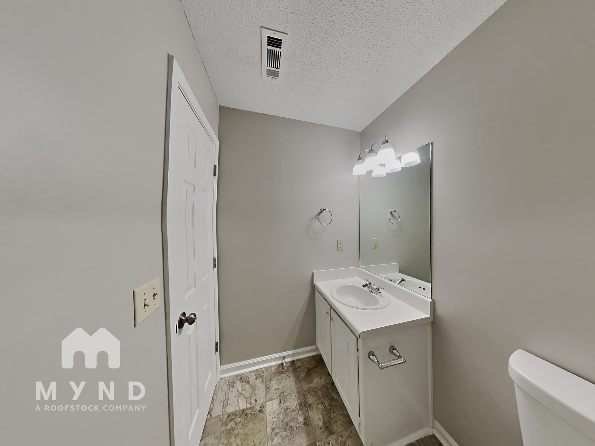 Building Photo - 206 Brandon Ridge Cir