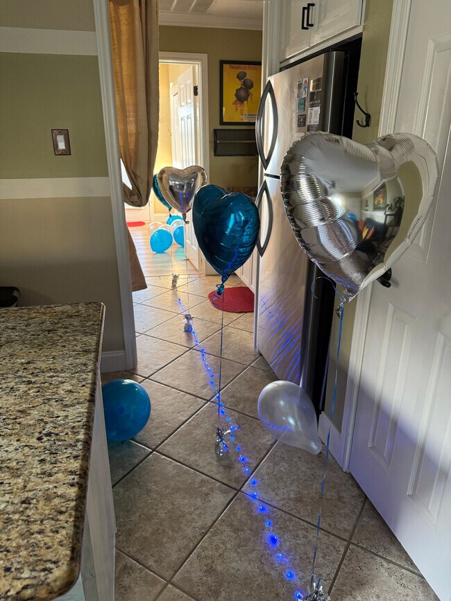 Building Photo - 3404 American Dr