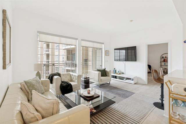 Building Photo - 3225 Turtle Creek Blvd