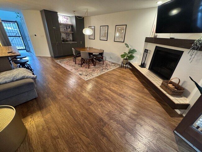 Building Photo - Bright 2BR Townhome with 3 Balconies & Private Patio