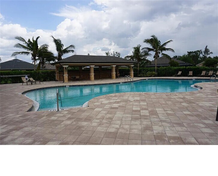 Building Photo - 25152 E Lenox Cir