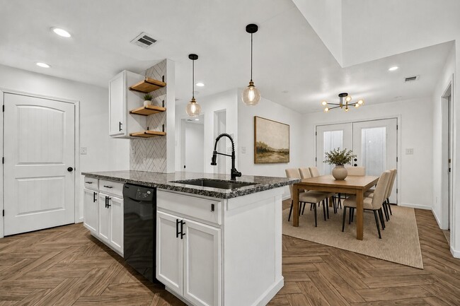 Building Photo - 4530 Stanford Ct