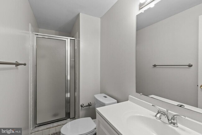 Building Photo - 11861 New Country Ln