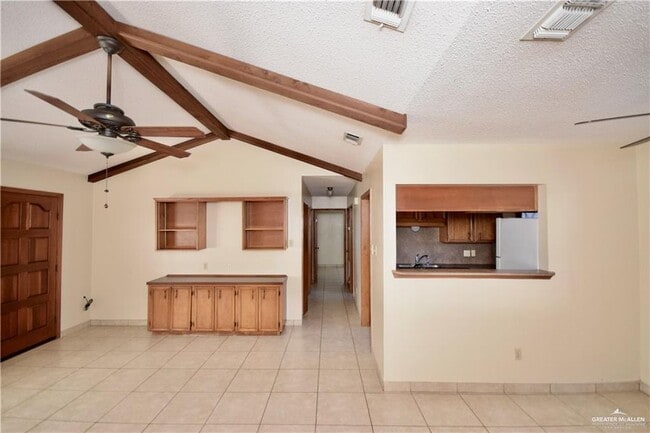 Building Photo - 9 Norma Ln