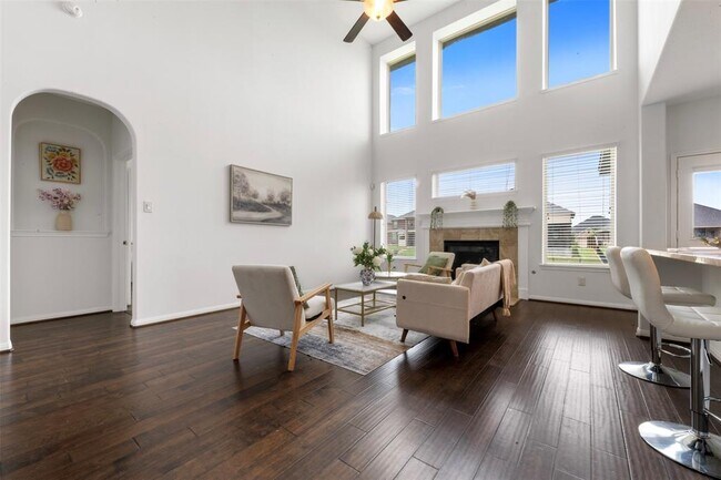 Building Photo - 3646 Aldridge Dr