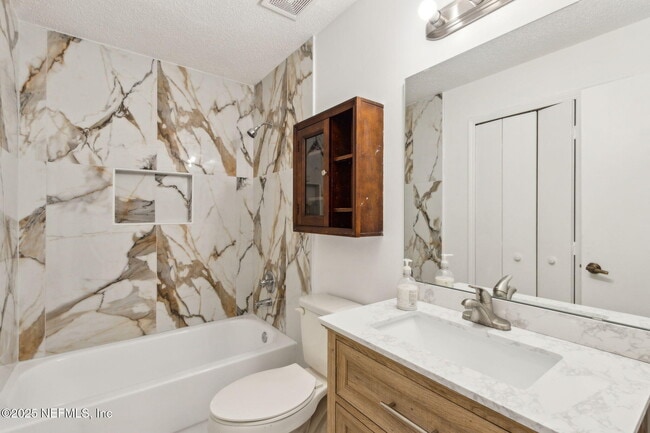Building Photo - 1565 Shearwater Dr