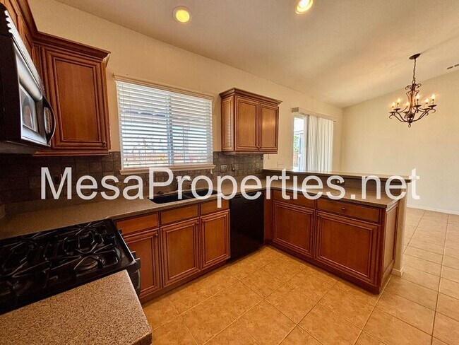 Building Photo - 21172 Cabernet Ln