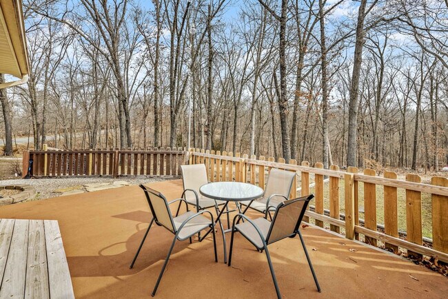 Building Photo - 1 Amesbury Dr