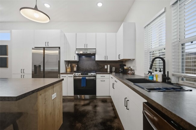 Building Photo - 4209 McKinney St