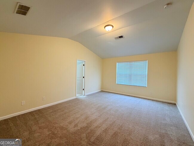 Building Photo - 18 Everett Cir SE