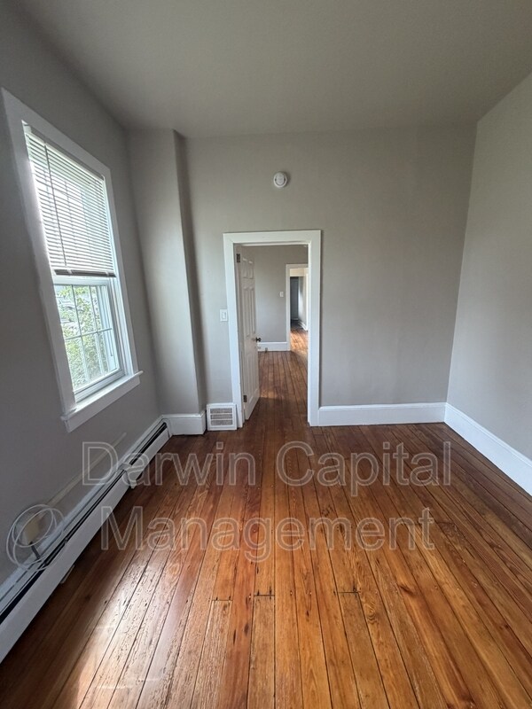 Building Photo - 264-266 Kings Highway - 1